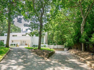 29 Hedges Banks Dr, East Hampton, NY, 11937