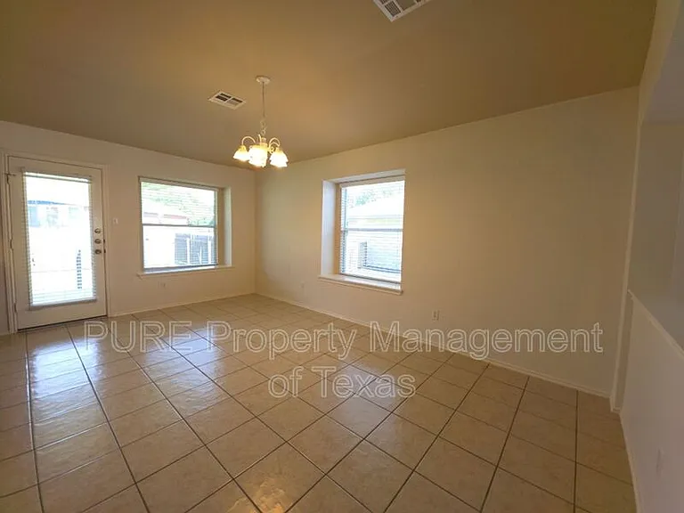 2609 Butler Way — Photo 16
