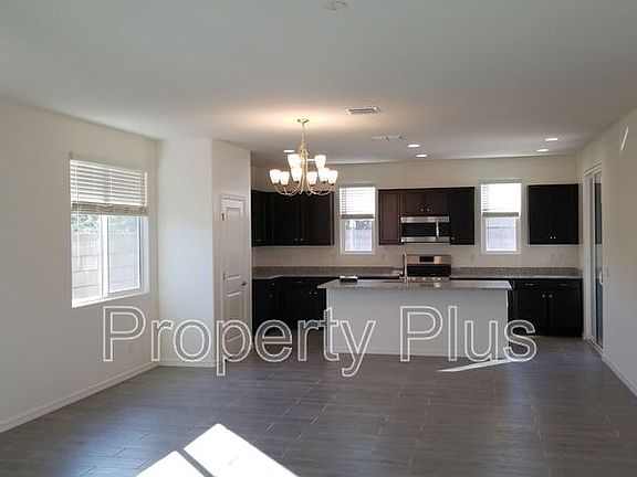 3rd image of 2213 W Carol Ann Way