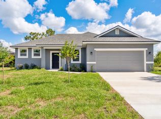 8 Cleat Ct, Placida, FL 33946