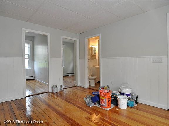 3rd image of 120 Center St