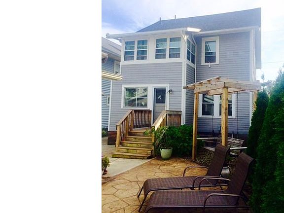 2nd image of 1246 Hall Ave