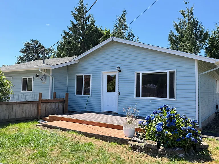 602 Ash Ave — Photo 5