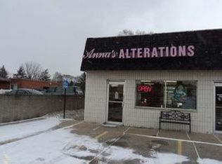 24340 Meadowbrook Rd, Novi, MI 48375