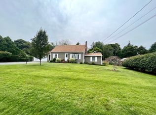 8 Mowry St, Raynham, MA 02767