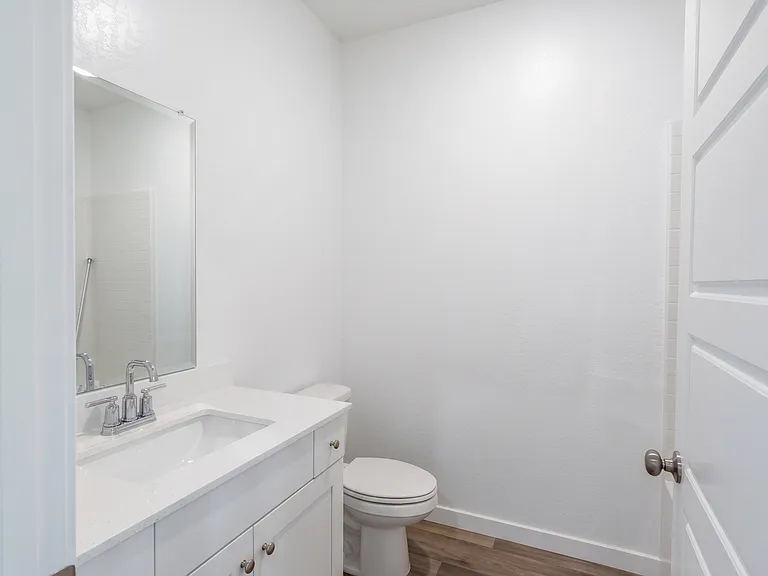 3323 N Contessa Ave — Photo 2