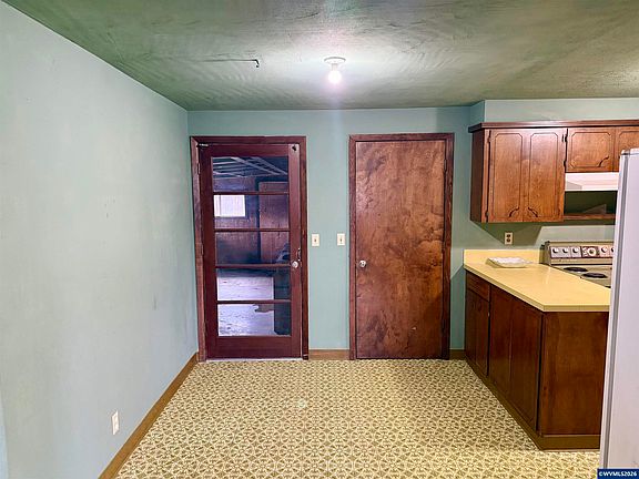 5th image of 4725 Glenallen Ct NE