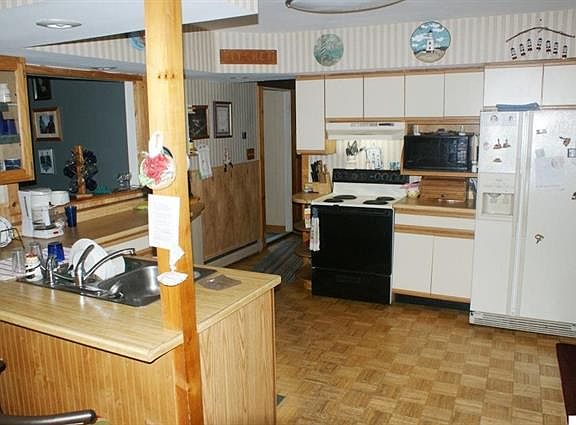3rd image of 51 North St