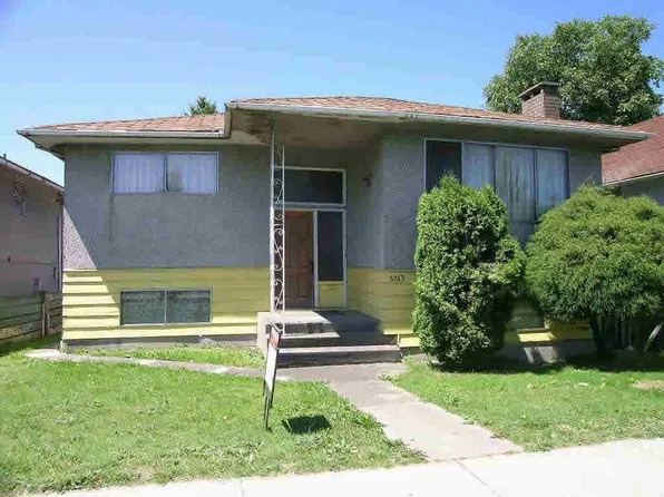 5769 Knight St, Vancouver, BC V5P 2V4
