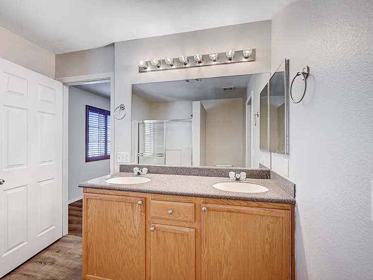 9909 Wingate Creek Ct — Photo 23