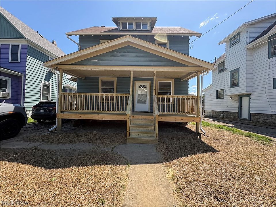 1st image of 565 Brown St