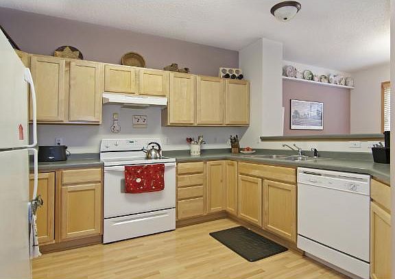 2nd image of 3079 Juniper Ln Unit L