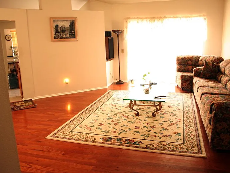 25231 Bristol Ave — Photo 3