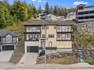 8204 Harvest Pl, Chilliwack, BC V4Z 0E4