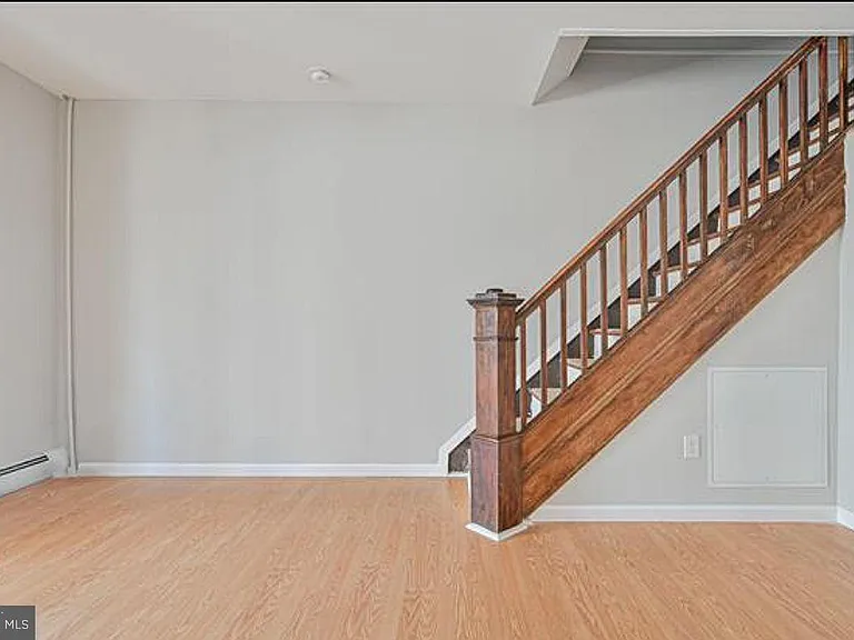 126 N Harvard Ave — Photo 9