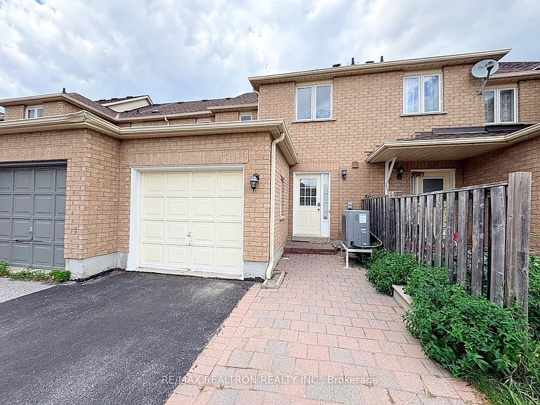 329 Bur Oak Ave — Photo 22