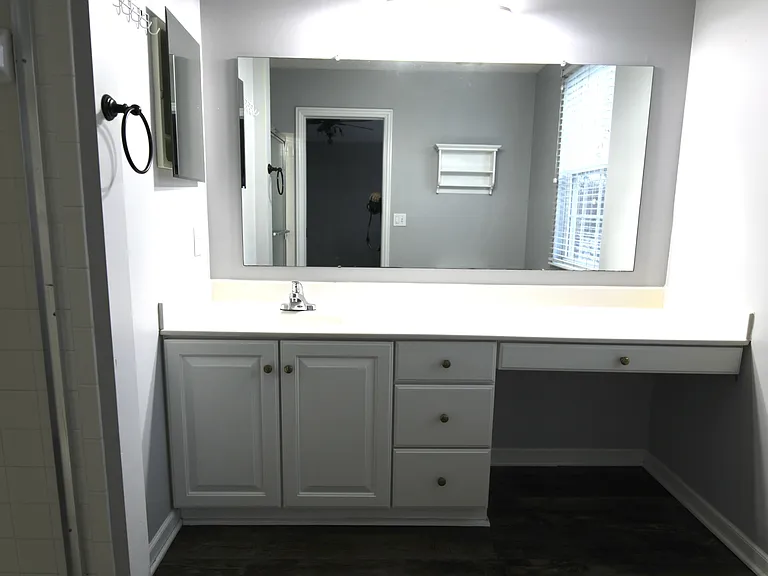 4400 Greensbury Dr — Photo 39