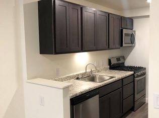 10 Sugar Maple Ln #16, Saint Charles, MO 63303