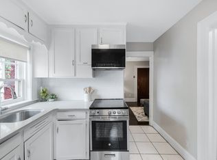 383 Wellington St W #BACHELOR, Chatham Kent, ON N7M1K3