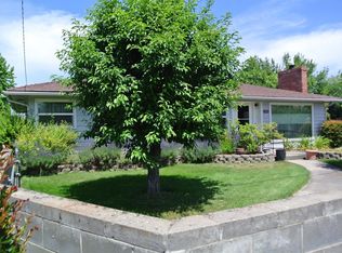 1300 W Stewart Ave, Medford, OR 97501