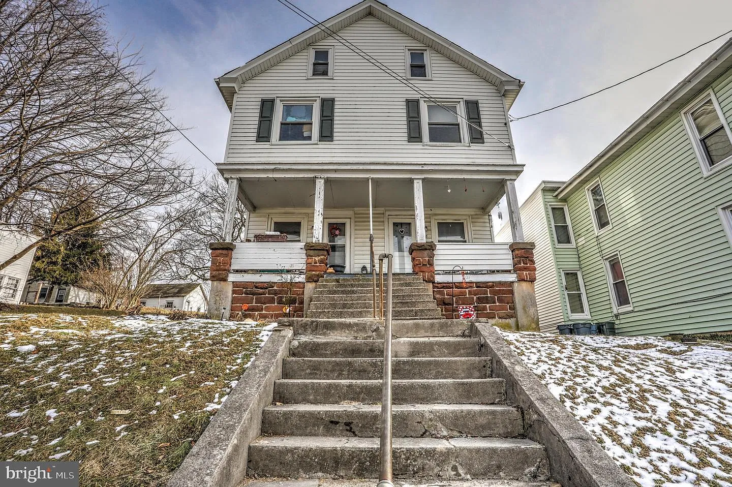 36 S Maple St - 1 — Photo 1