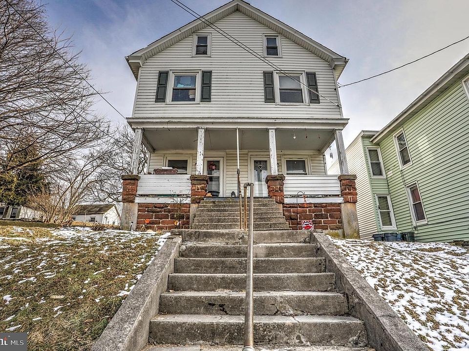 1st image of 36 S Maple St