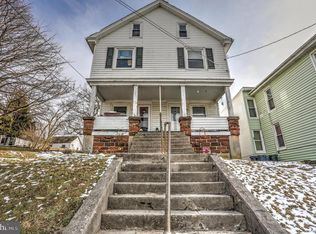 36 S Maple St, Ephrata, PA 17522
