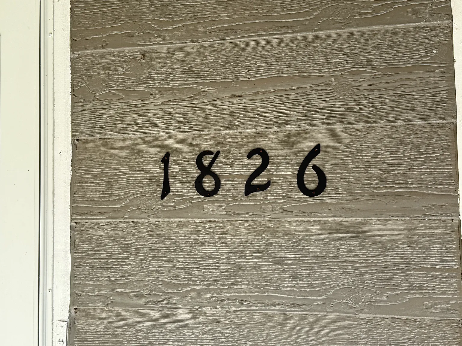 4 bed, 1116 sqft, $1,425 — Photo 2