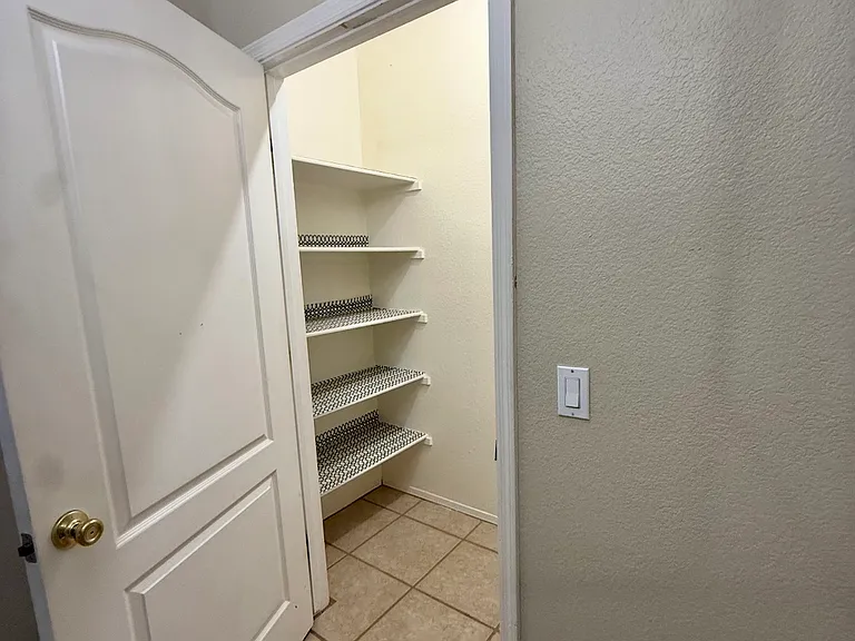 1411 E Orangewood Ave #116 — Photo 16