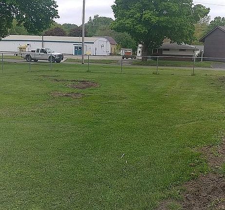 South side yard fenced in