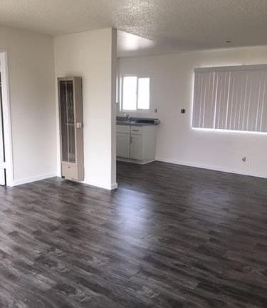 4th image of 11506 Obert Ave APT 11