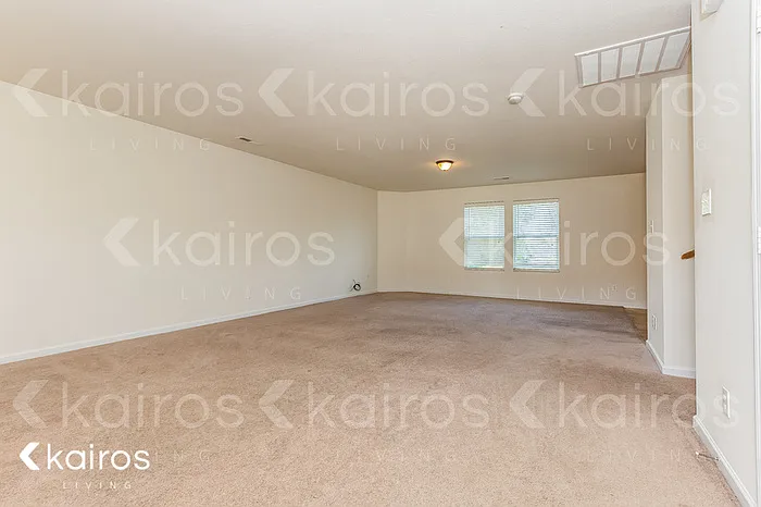 326 Kenneth Blvd NW — Photo 4