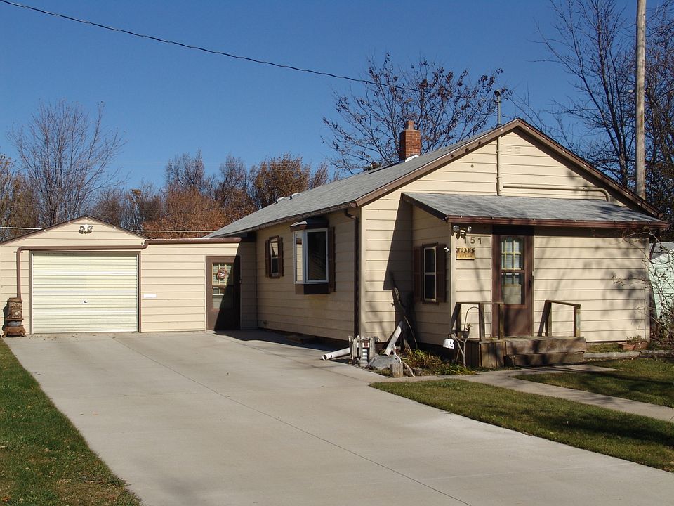 1st image of 151 Prospect Park Dr