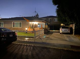 525 W Hampshire Ave APT B, Anaheim, CA 92805
