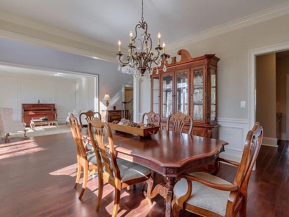 4th image of 3075 Bellingrath Blvd