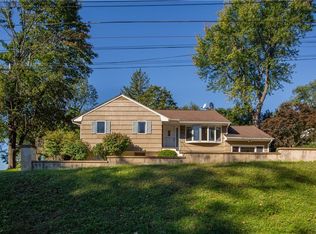 1736 Congress Ave, Peekskill, NY 10566