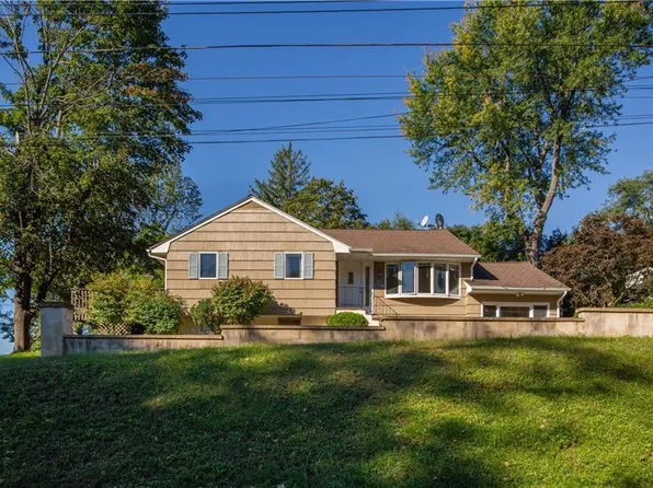 1736 Congress Ave, Peekskill, NY 10566