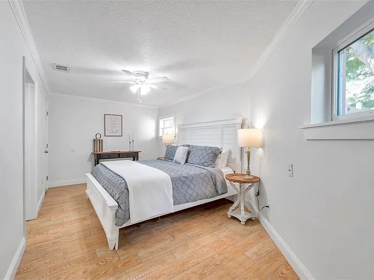 1261 12th Ct SW — Photo 47