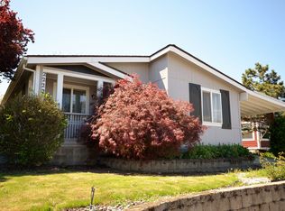 2222 W 8th St, The Dalles, OR 97058