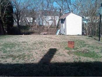 2nd image of 506 Hyde Park Rd