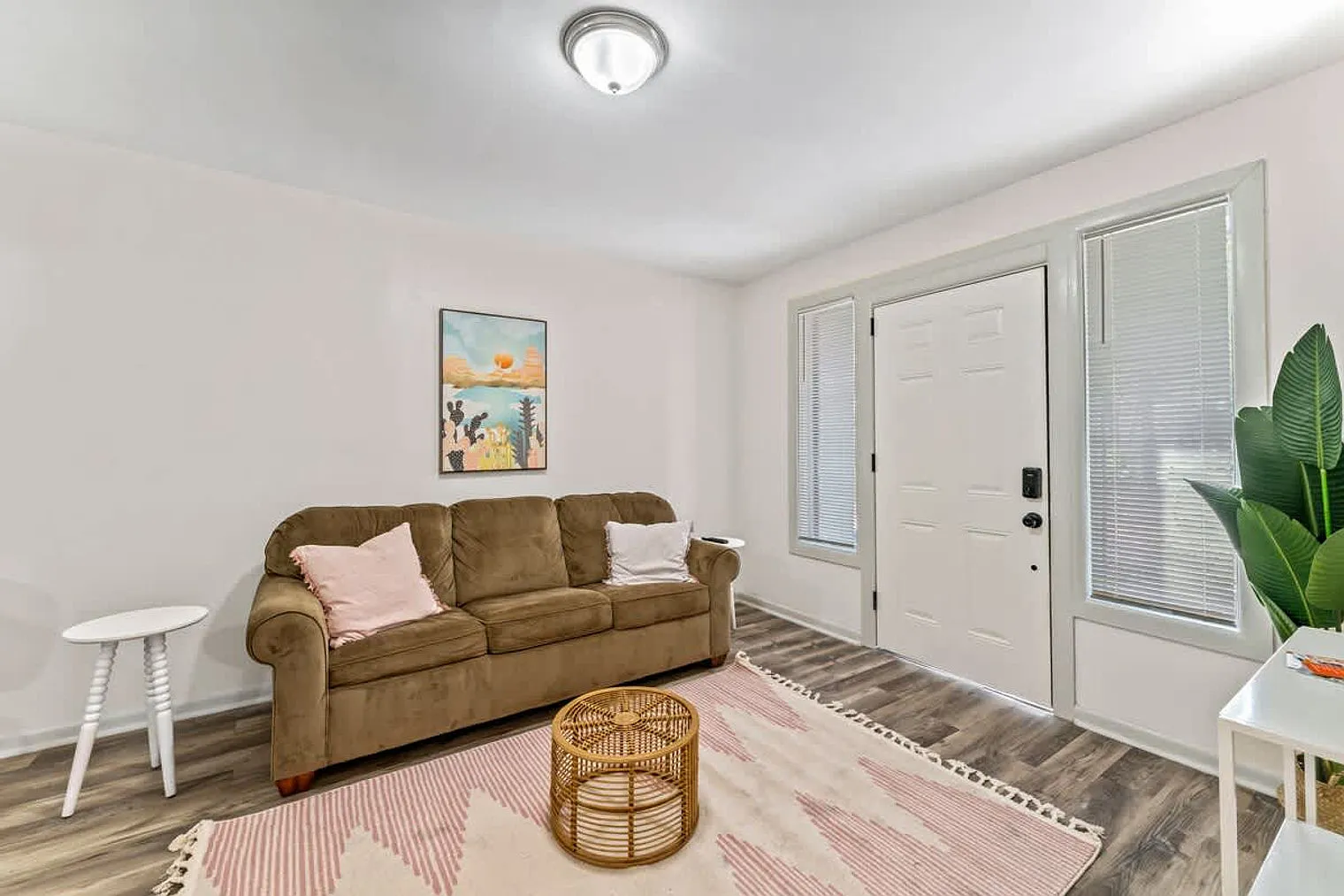 1 bed, 1.0 bath, 581 sqft, $3,275 — Photo 3