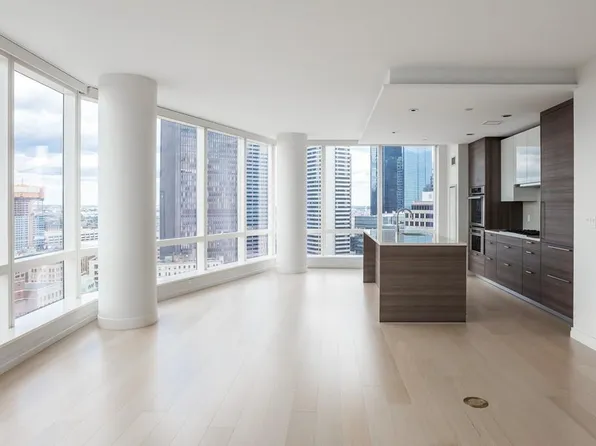 1 Franklin St Unit 2604, Boston, MA 02110