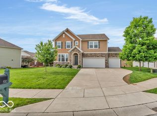 532 Amersham Ct, Avon, IN 46123
