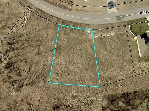4th image of 440 Holts Lake Dr