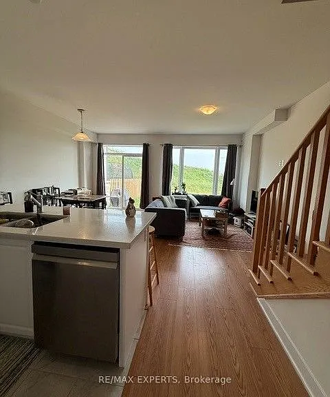113 Pike St — Photo 6