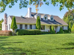 13 Rogers Ln, Remsenburg, NY 11960