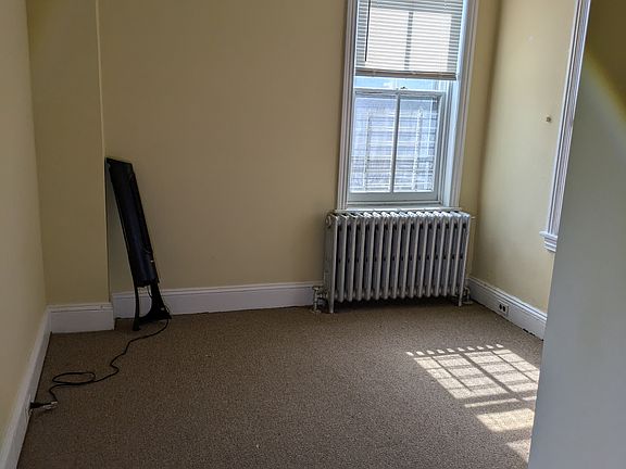 5th image of 720 S Harrison St