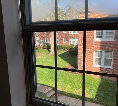 2nd image of 1853 Wilson Blvd APT 365