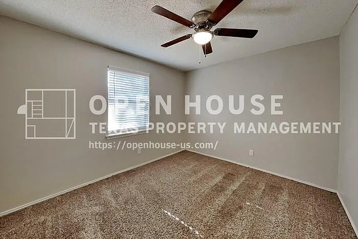 4814 Crest Dr — Photo 13