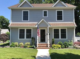 19 Pershing Ave, Cranford, NJ 07016